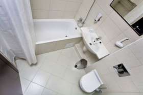 Avanta Hotel Centre