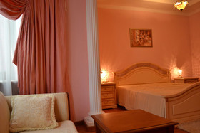 Dynasty Apartments