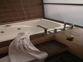 Garden Apple Hotel