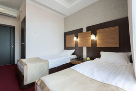 Hotel N