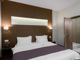 Park Wood Hotel