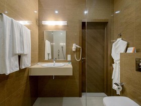 Park Wood Hotel