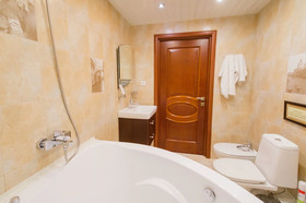 Hotel-Club Au Rooms Center