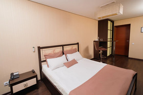 Hotel-Club Au Rooms Center