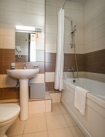 Barkhatnye Sezony Russky Dom Resort Sportivny Kvartal