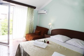 Dobraya Mama Hotel