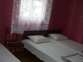 Guest House Izumrud