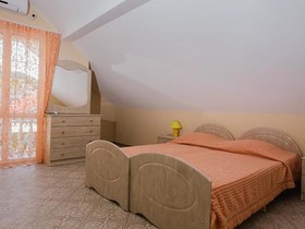 Karina Mini Hotel