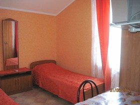 Liana Guest House