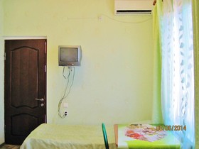 Liana Guest House