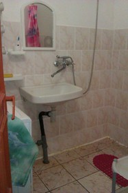 Liana Guest House