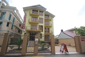 Nadezhda Hotel