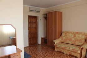 Liana Hotel
