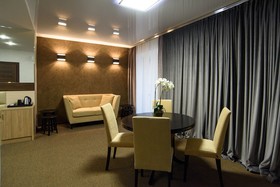 Aura City Hotel