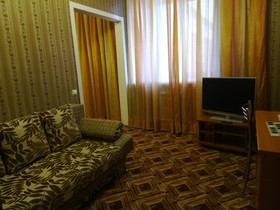 Cruise Hotel
