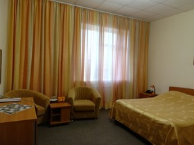 Cruise Hotel