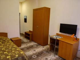 Cruise Hotel