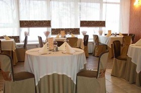 Polet Hotel