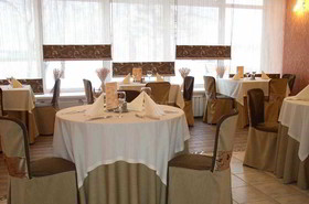 Polet Hotel