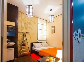 Traveler's Hotel