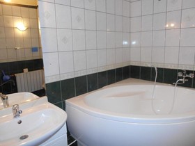 Amethyst Hostel