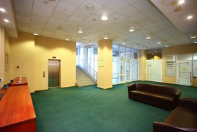 Maksim Hotel