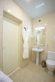 Maksim Hotel