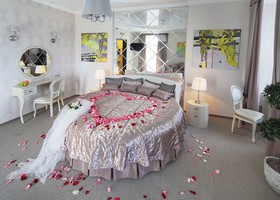 Palais Royal Hotel
