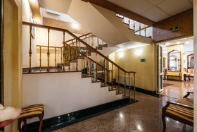 Premier Hotel