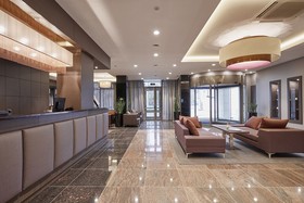 Tenet Hotel