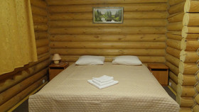 Guest Complex Silent Forest