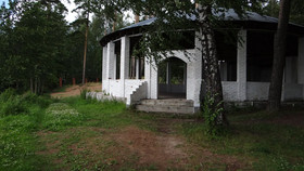 Guest Complex Silent Forest