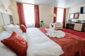 AMAKS Safar Hotel