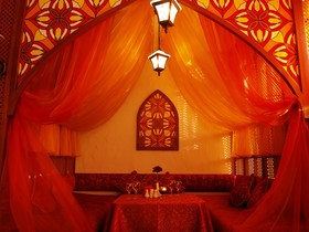 AMAKS Safar Hotel