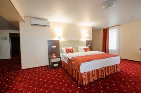 AMAKS Safar Hotel