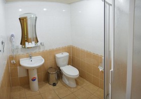 Aviator Hotel