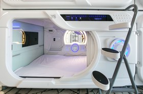Capsule Hostel Capslock