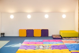 Capsule Hostel Capslock
