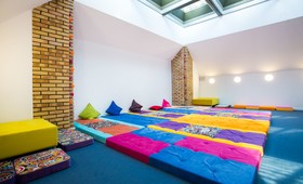 Capsule Hostel Capslock