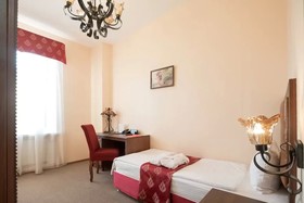 Don Kikhot Hotel