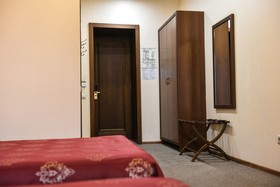Don Kikhot Hotel