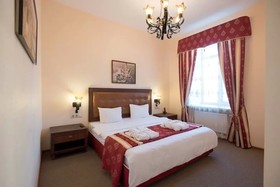 Don Kikhot Hotel