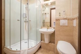 Don Kikhot Hotel