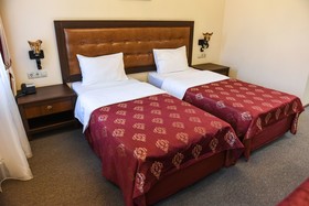 Don Kikhot Hotel