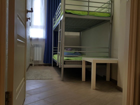 Hostel Friday