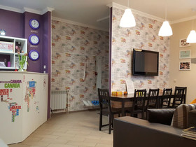 Hostel Friday