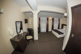 Ostrovsky Hotel