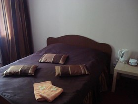 Club Hotel