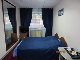 Club Hotel