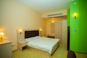 Open City Hotel